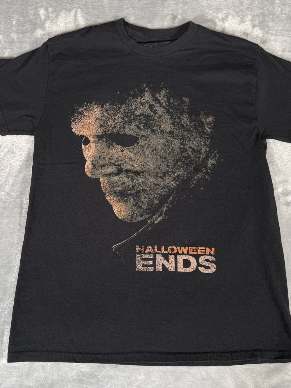 Halloween Ends Movie Promo T Shirt Mens M Slim Fit Miramax Black